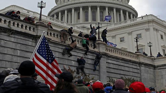رويترز: إغلاق العاصمة واشنطن ومبنى الكونجرس بسبب تهديد أمني خارجي