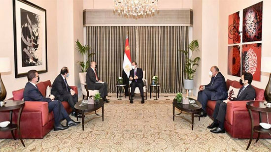 جهود مكافحة الإرهاب وتطورات الأوضاع بليبيا وسوريا على قائمة مباحثات الرئيس السيسي ورئيس وزراء الأردن