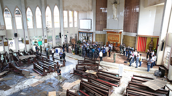 تفجير بِكاتدرائية سيدة جبل الكرمل في الفلبين