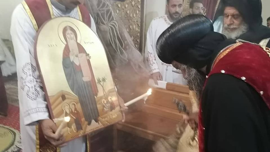 بالصور.. عشية تذكار نياحة الأنبا أنطونيوس أبو الرهبان بكنيسته بدير الميمون