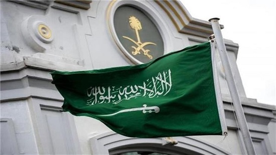 السعودية تعلن تجديد رخصة العمل كل 3 أشهر بدلا من عام.. اعرف التفاصيل