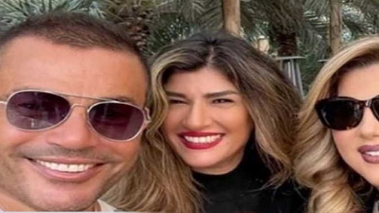 عمرو دياب في 30 يومًا: ظهر مع 4 عارضات أزياء وسيدة أعمال.. واحتفل بميلاد امرأتين