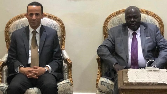 السفير المصري في جوبا يبحث سبل التعاون مع الحاكم الجديد لولاية أعالي النيل

