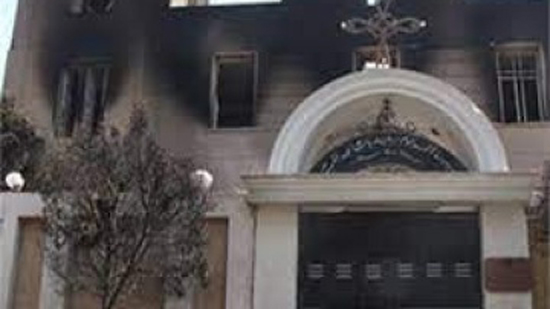 إعادة محاكمة متهم بـ حرق كنيسة كفر حكيم 3 أبريل