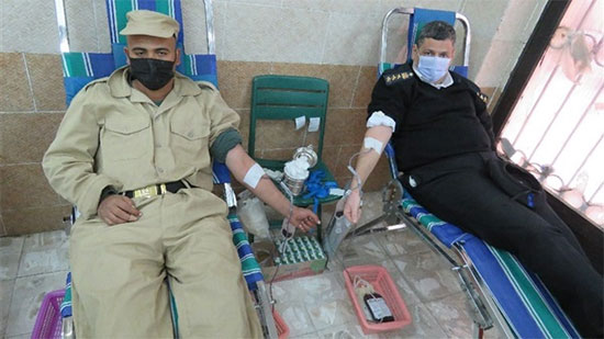 
مديرية أمن القاهرة تنظم حملة للتبرع بالدم بمشاركة الضباط والمجندين