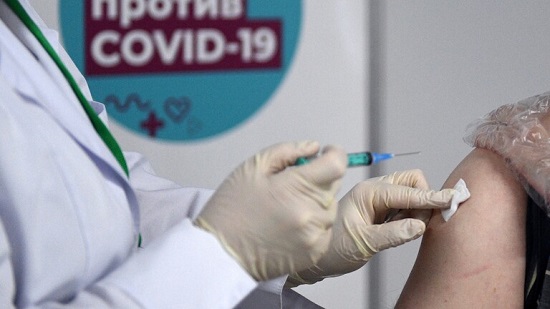 نائب يؤيد فكرة السياحة إلى روسيا بهدف التطعيم ضد كورونا