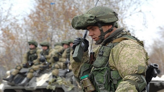 الجيش الروسي يزوّد بجهاز لاسلكي محمول ومقاوم للتنصت والتشويش