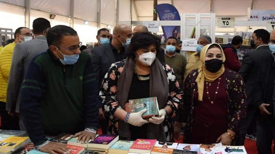 وزيرة الثقافة: معرض الإسكندرية للكتاب يساهم فى استكمال رسالة التنوير
