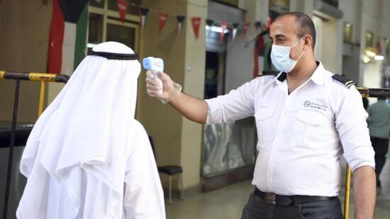 الكويت تسجل 1203 حالات إصابة بفيروس كورونا