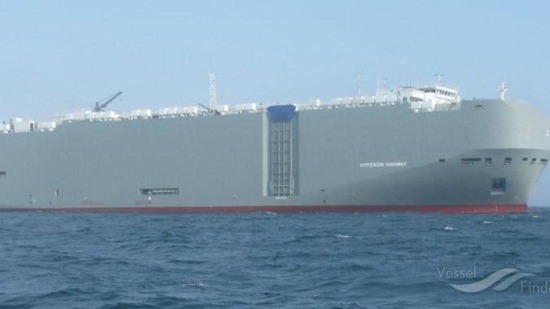 هجوم على سفينة مملوكة لشركة إسرائيلية في بحر عمان