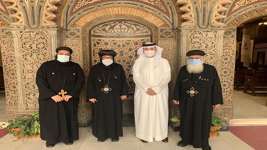  بالصور.. سفير مملكة البحرين يزور منطقة كنائس مصر القديمة