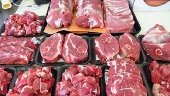 الحكومة تكشف حقيقة ارتفاع أسعار اللحوم المجمدة بالمنافذ التموينية
