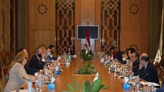 انعقاد جلسة المشاورات الثنائية بين مصر وبولندا
