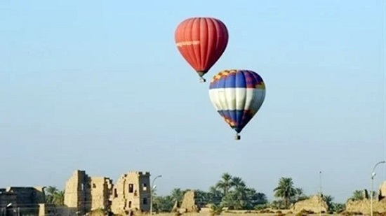 تكلفتها 10 آلاف دولار.. تفاصيل دورات «طيار البالون الطائر» بالأكاديمية المصرية