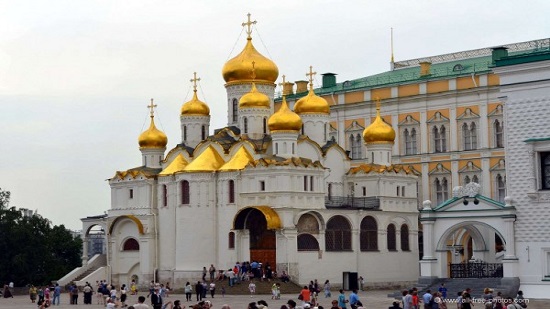 الكنيسة الأرثوذوكسية الروسية تعنف الرافضين لتلقي لقاح كورونا 
