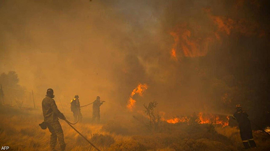 اليونان.. اندلاع حريق غابات جديد (صور)