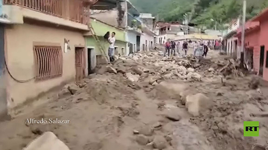 فيضانات مدمرة تقتل 20 شخص في فنزويلا