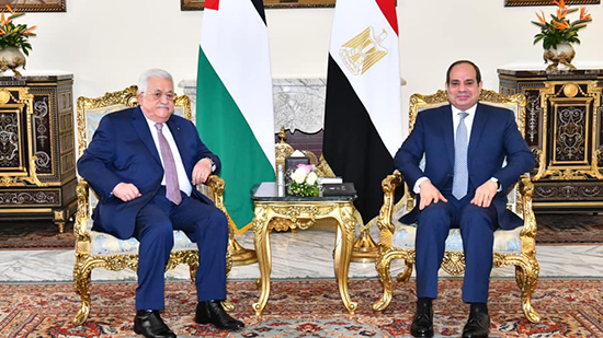 الرئيس السيسي يستقبل الرئيس الفلسطيني بقصر الاتحادية
