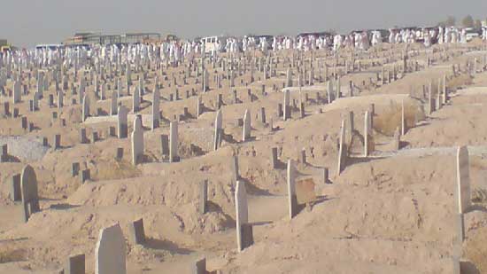 الإسكان تعلن فتح باب الحجز لـ905 قطع أراض مقابر للمسلمين بمدينة سوهاج الجديدة