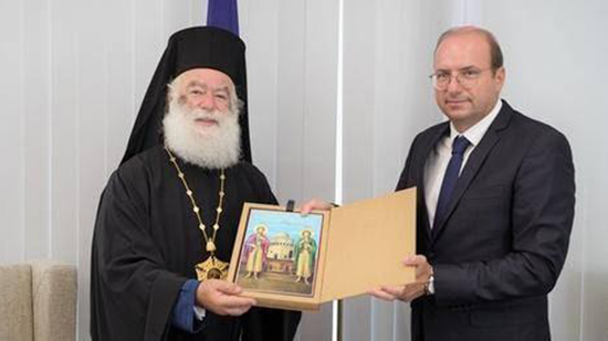 وزير دفاع قبرص للبابا ثيودروس الثاني : وجودك يتزامن مع عيد الأرثوذكسية العظيم 