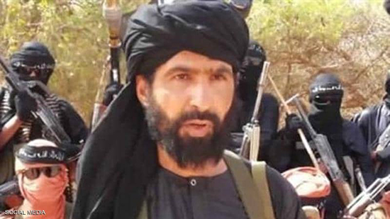 لوموند : مقتل قائد تنظيم الدولة الإسلامية في الصحراء الكبرى على يد القوات الفرنسية