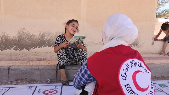 الهلال الأحمر ينفذ قافلة طبية مجانية لأهالي شمال سيناء
