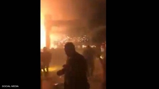 بالفيديو: حريق يحول حفل زفاف إلى كارثة