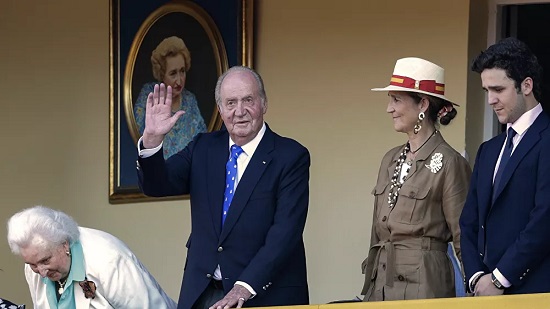 صحيفة: الاستخبارات حقنت ملك إسبانيا السابق بهرمونات أنثوية لكبح اندفاعه الجنسي