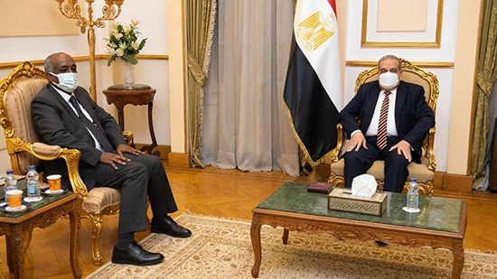 وزير الإنتاج الحربي يبحث مع السفير المصري باليابان سبل تعزيز التعاون المشترك بين الجانبين