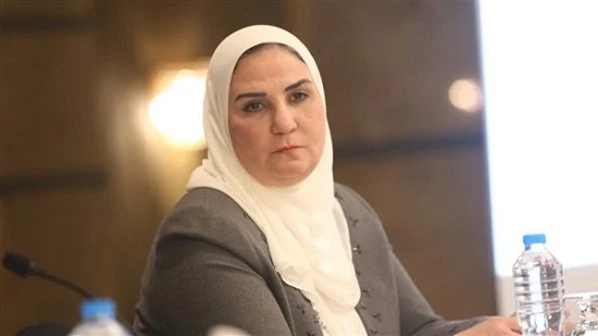 وزيرة التضامن توجه بتنظيم قوافل تنموية لأهالى مطروح
