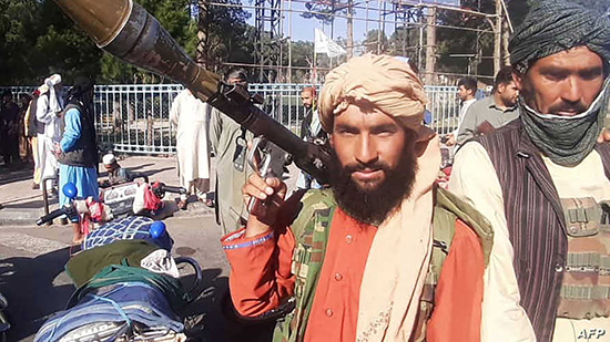ليبراسيون : تنظيم القاعدة التي تزعم حركة طالبان التخلي عنه أصبح أكثر انتشارا في القارة الافريقية
