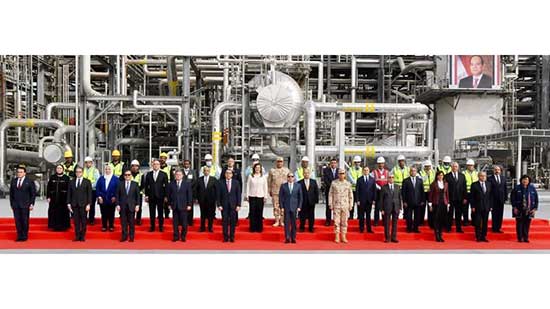 الرئيس السيسي يفتتح مصنع اليوريا ونترات الامونيا باسوان 