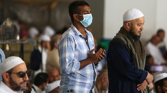 تونس تعلق صلوات الجمعة بالمساجد لمدة أسبوعين بسبب كورونا
