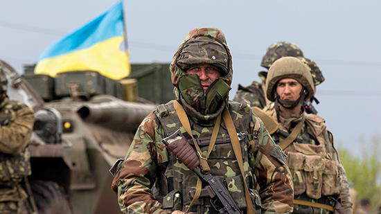 ليبراسيون: انضمام مقاتلين اجانب إلى الجيش الأوكراني بعضهم حارب في سوريا 