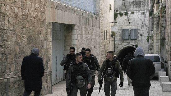 طعن شرطي إسرائيلي في القدس الشرقية
