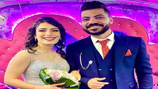 مبروك للعروسين.. مينا يوسف وسماح كرم