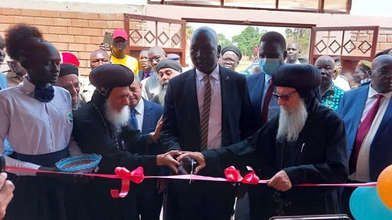 بالصور : أفتتاح مشاريع قبطية خيرية ووضع حجر أساس كنيسة جديدة بدولة جنوب السودان 