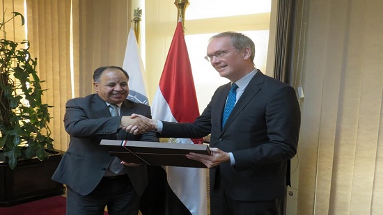  وزير المالية للسفير السويدى بالقاهرة: الاقتصاد المصرى يمتلك القدرة على التعامل مع التحديات الخارجية الحالية