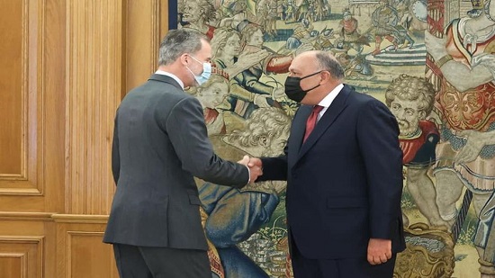 ملك إسبانيا فيليب السادس يستقبل وزير الخارجية سامح شكري