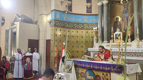 الاب بولس ساتي يترأس الاحتفال بأحد الشعانين بكاتدرائية مصر الجديدة 