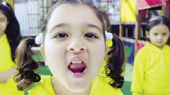الطفلة ريما مصطفى عن تنمرها بالعترة: أنا مش كده خالص في الحقيقة (فيديو)