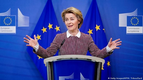 المفوضية الاوروبية تصدر توصية بقبول ملف ترشح أوكرانيا إلى عضوية الاتحاد الأوروبي 