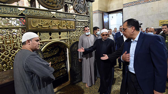  رئيس الوزراء يختتم جولته بالغربية بتفقد أعمال تطوير مسجد السيد البدويّ بطنطا