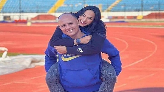 محمد عباس، مدرب منتخب مصر لألعاب القوى، لدعمه لزوجته البطلة بسنت حميدة
