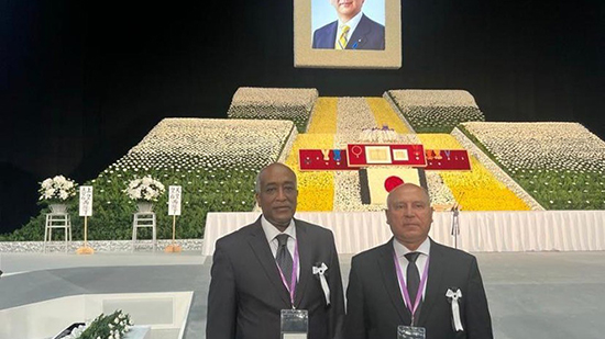 مصر تشارك في الجنازة الرسمية لرئيس وزراء اليابان الأسبق 
