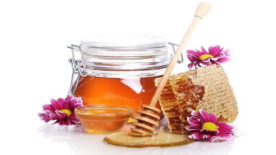 أهمية عسل المانوكا للشعر