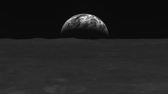 أول مسبار قمري كوري جنوبي ينقل صوراً عن الأرض والقمر