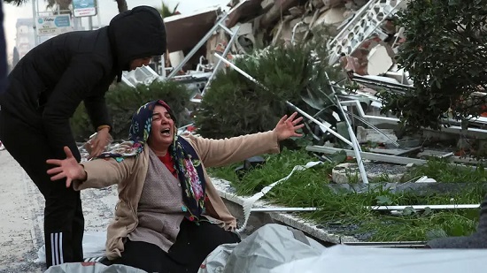 ارتفاع حصيلة زلزال تركيا المدمر.. 4544 قتيلا و26 ألف جريح