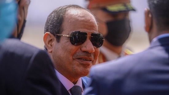 السيسي يجتمع مع عدد كبير من قادة الجيش ويصدر توجيهات بشأن أمن مصر الغذائي