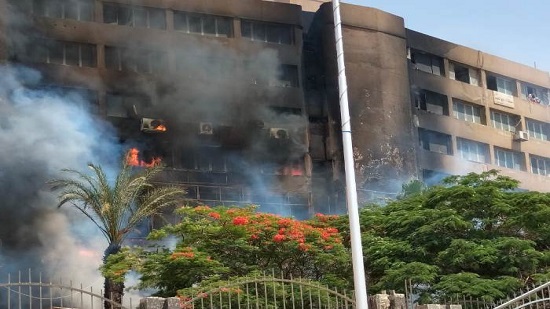  وفاة موظفة متأثرة بإصابتها في حريق مبنى جهاز مدينة 15 مايو